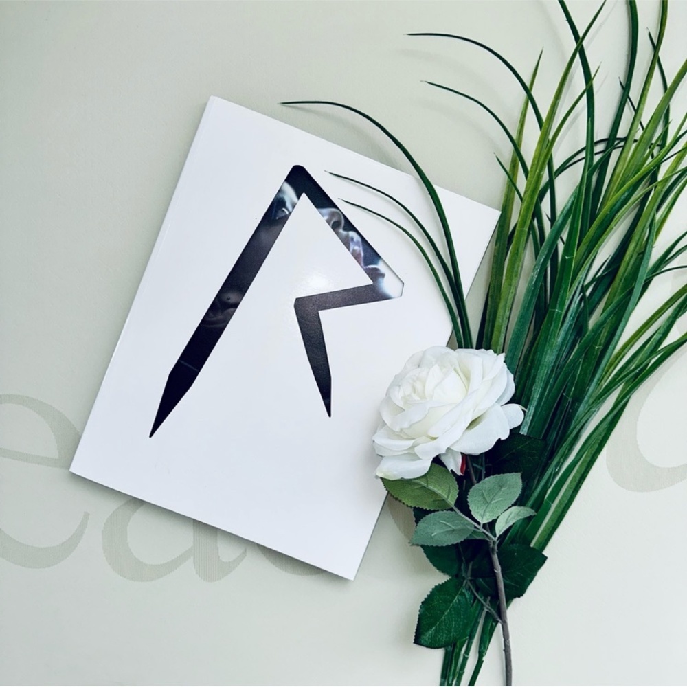 RIHANNA Tour Photo Book